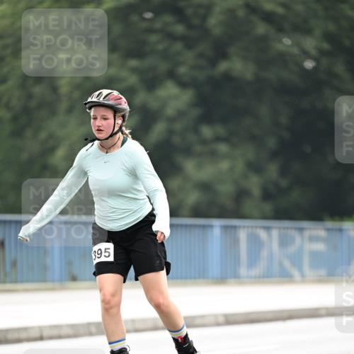 30.06.2024 - hella hamburg halbmarathon Dr. Thomas Lammeyer http://msf.ph/oto/6415891 30.06.2024 09:08:15 Kennedybrücke 395 meine-sportfotos.de