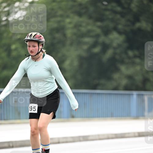 30.06.2024 - hella hamburg halbmarathon Dr. Thomas Lammeyer http://msf.ph/oto/6415960 30.06.2024 09:08:15 Kennedybrücke 395 meine-sportfotos.de