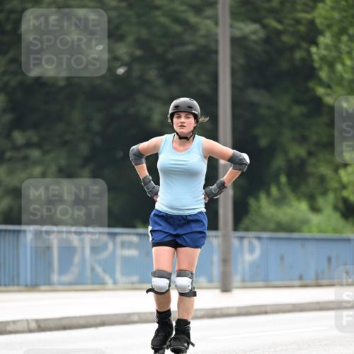 30.06.2024 - hella hamburg halbmarathon Dr. Thomas Lammeyer http://msf.ph/oto/6416028 30.06.2024 09:08:18 Kennedybrücke  meine-sportfotos.de
