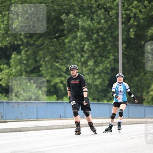 30.06.2024 - hella hamburg halbmarathon Dr. Thomas Lammeyer http://msf.ph/oto/6416423 30.06.2024 09:08:34 Kennedybrücke 446 meine-sportfotos.de