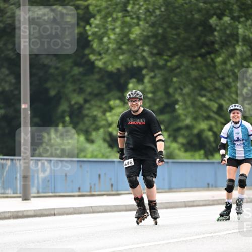 30.06.2024 - hella hamburg halbmarathon Dr. Thomas Lammeyer http://msf.ph/oto/6416685 30.06.2024 09:08:35 Kennedybrücke 446 meine-sportfotos.de