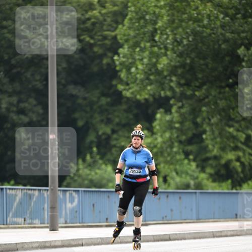 30.06.2024 - hella hamburg halbmarathon Dr. Thomas Lammeyer http://msf.ph/oto/6417594 30.06.2024 09:09:25 Kennedybrücke 20130 meine-sportfotos.de