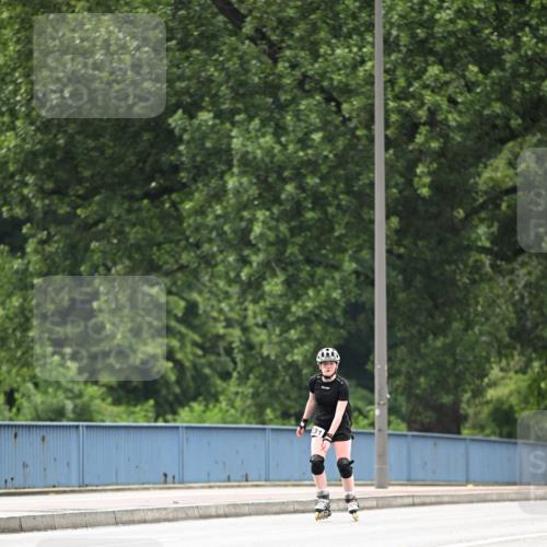 30.06.2024 - hella hamburg halbmarathon Dr. Thomas Lammeyer http://msf.ph/oto/6417926 30.06.2024 09:09:28 Kennedybrücke 31 meine-sportfotos.de