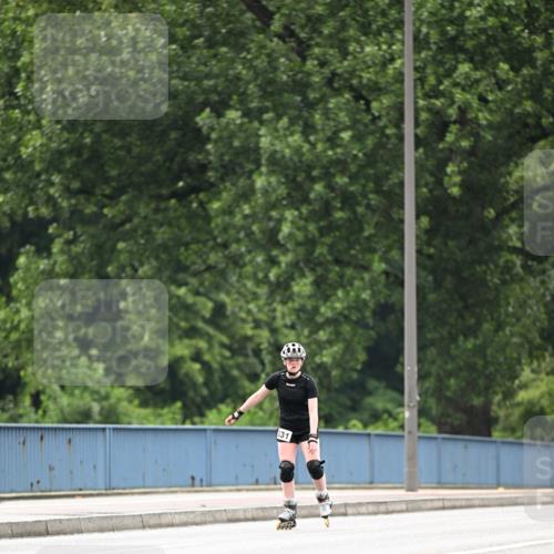 30.06.2024 - hella hamburg halbmarathon Dr. Thomas Lammeyer http://msf.ph/oto/6418005 30.06.2024 09:09:29 Kennedybrücke 331 meine-sportfotos.de