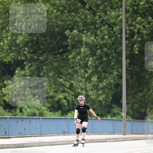 30.06.2024 - hella hamburg halbmarathon Dr. Thomas Lammeyer http://msf.ph/oto/6418051 30.06.2024 09:09:29 Kennedybrücke 31 meine-sportfotos.de
