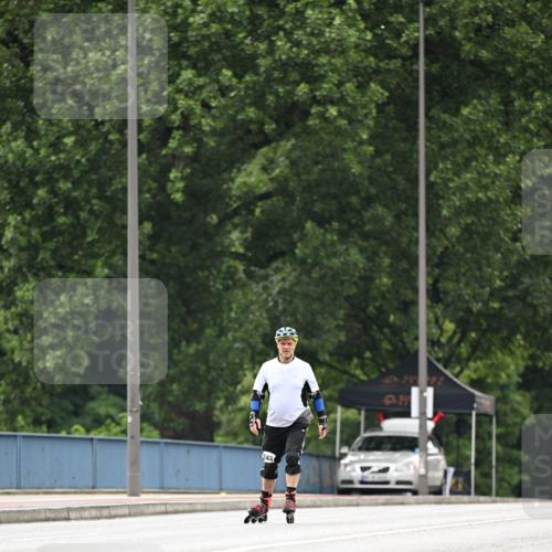 30.06.2024 - hella hamburg halbmarathon Dr. Thomas Lammeyer http://msf.ph/oto/6418163 30.06.2024 09:09:31 Kennedybrücke 242 meine-sportfotos.de