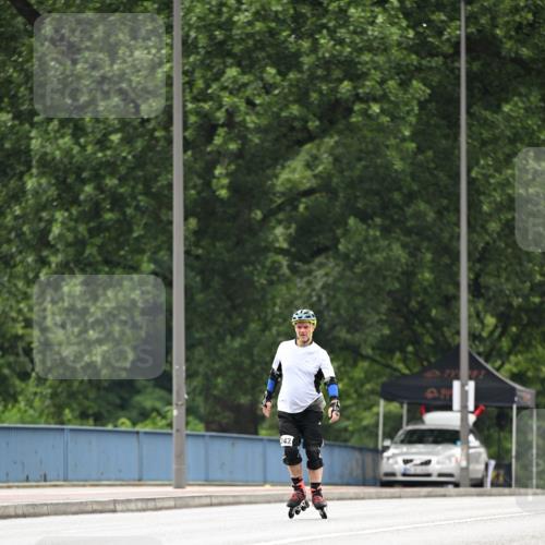 30.06.2024 - hella hamburg halbmarathon Dr. Thomas Lammeyer http://msf.ph/oto/6418256 30.06.2024 09:09:31 Kennedybrücke 242 meine-sportfotos.de