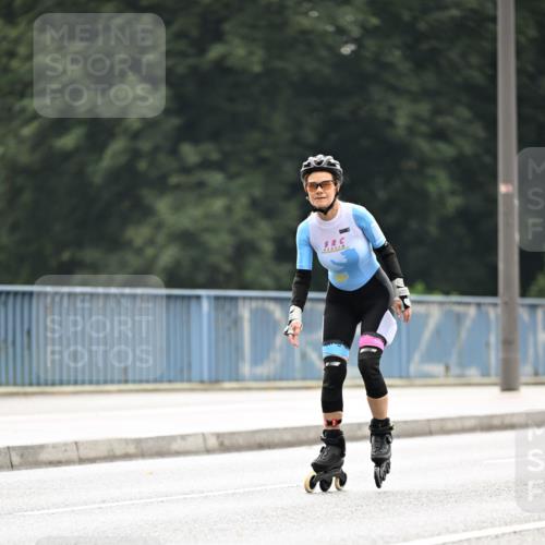 30.06.2024 - hella hamburg halbmarathon Dr. Thomas Lammeyer http://msf.ph/oto/6418983 30.06.2024 09:09:54 Kennedybrücke  meine-sportfotos.de