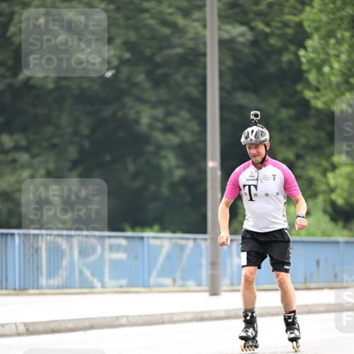 30.06.2024 - hella hamburg halbmarathon Dr. Thomas Lammeyer http://msf.ph/oto/6419228 30.06.2024 09:10:01 Kennedybrücke  meine-sportfotos.de