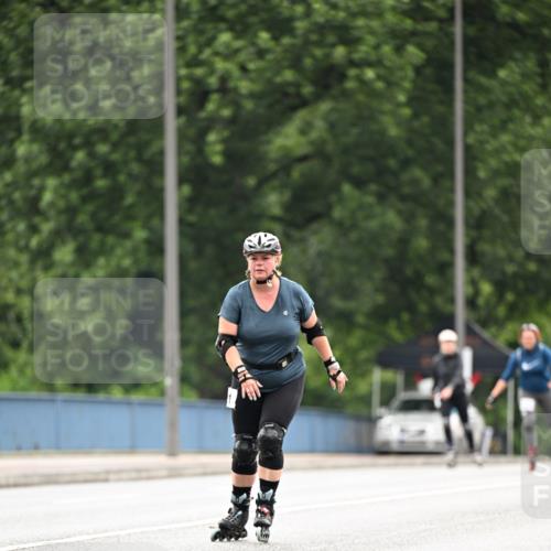 30.06.2024 - hella hamburg halbmarathon Dr. Thomas Lammeyer http://msf.ph/oto/6419558 30.06.2024 09:11:15 Kennedybrücke  meine-sportfotos.de