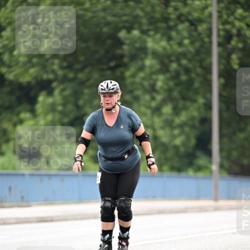 30.06.2024 - hella hamburg halbmarathon Dr. Thomas Lammeyer http://msf.ph/oto/6419760 30.06.2024 09:11:16 Kennedybrücke  meine-sportfotos.de
