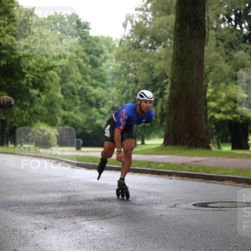 30.06.2024 - hella hamburg halbmarathon H.Heesch http://msf.ph/oto/6434254 30.06.2024 09:05:51 Zwischen KM18-KM19  meine-sportfotos.de