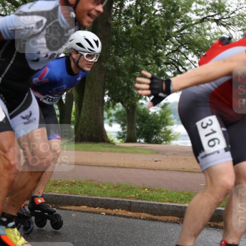 30.06.2024 - hella hamburg halbmarathon H.Heesch http://msf.ph/oto/6434911 30.06.2024 09:07:03 Zwischen KM18-KM19 92, 316 meine-sportfotos.de