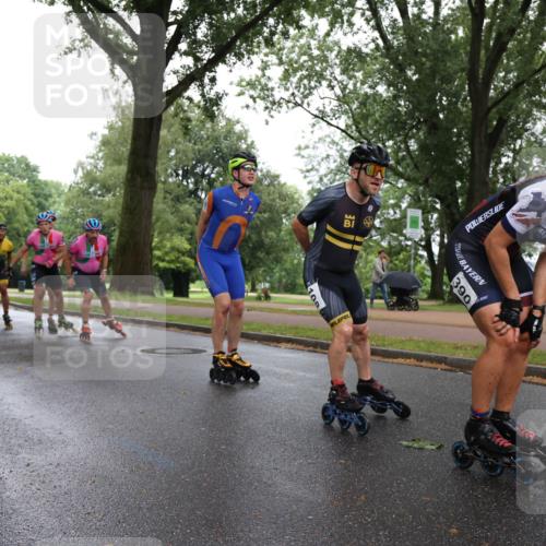 30.06.2024 - hella hamburg halbmarathon H.Heesch http://msf.ph/oto/6435403 30.06.2024 09:08:13 Zwischen KM18-KM19 08, 390 meine-sportfotos.de