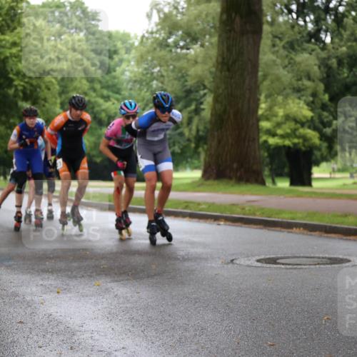 30.06.2024 - hella hamburg halbmarathon H.Heesch http://msf.ph/oto/6435986 30.06.2024 09:09:14 Zwischen KM18-KM19  meine-sportfotos.de