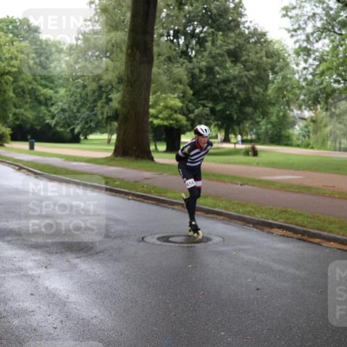 30.06.2024 - hella hamburg halbmarathon H.Heesch http://msf.ph/oto/6436959 30.06.2024 09:10:23 Zwischen KM18-KM19 456 meine-sportfotos.de