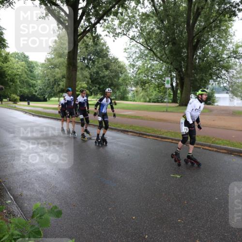 30.06.2024 - hella hamburg halbmarathon H.Heesch http://msf.ph/oto/6437442 30.06.2024 09:10:29 Zwischen KM18-KM19 78 meine-sportfotos.de