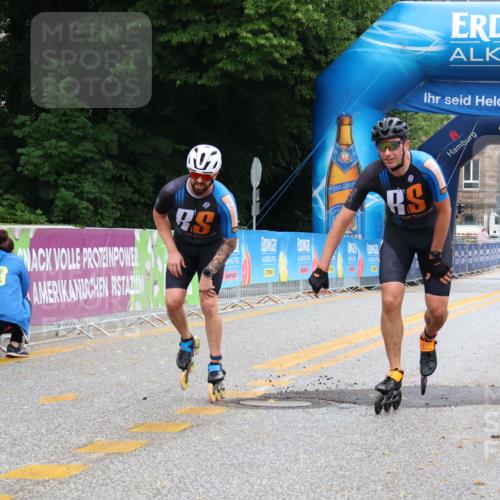 30.06.2024 - hella hamburg halbmarathon Strokosch-Dieckow http://msf.ph/oto/6562061 30.06.2024 09:10:51 Ziel 20086, 20155, 20400, 20401 meine-sportfotos.de