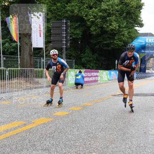 30.06.2024 - hella hamburg halbmarathon Strokosch-Dieckow http://msf.ph/oto/6562123 30.06.2024 09:10:51 Ziel 20086, 20155, 20400, 20401 meine-sportfotos.de