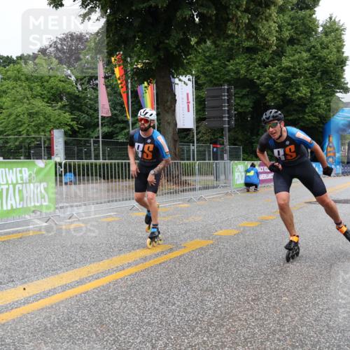 30.06.2024 - hella hamburg halbmarathon Strokosch-Dieckow http://msf.ph/oto/6562184 30.06.2024 09:10:52 Ziel 20086, 20155, 20400, 20401 meine-sportfotos.de