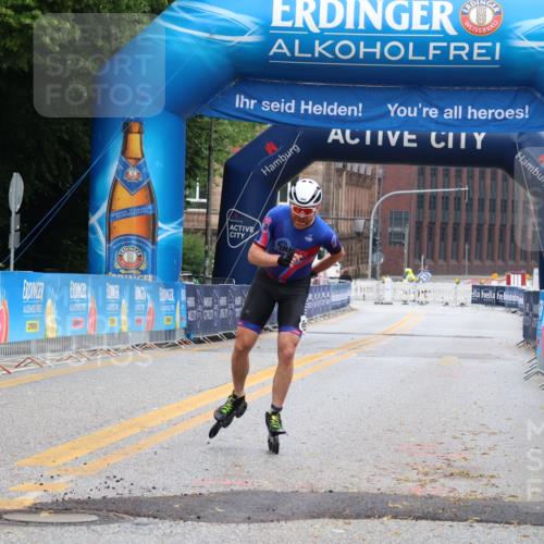 30.06.2024 - hella hamburg halbmarathon Strokosch-Dieckow http://msf.ph/oto/6562291 30.06.2024 09:11:03 Ziel 20086 meine-sportfotos.de