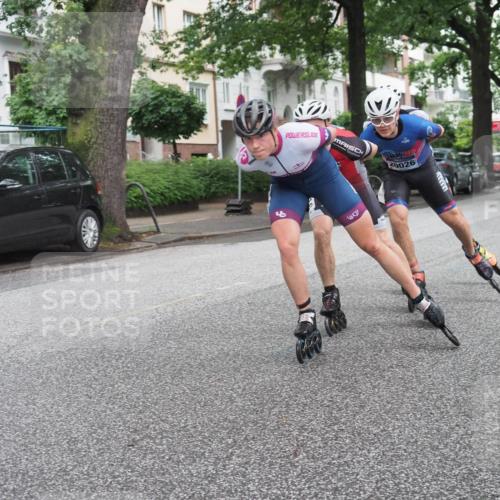 30.06.2024 - hella hamburg halbmarathon KatJ http://msf.ph/oto/6620415 30.06.2024 08:59:18 Laufen KM 15 0026 meine-sportfotos.de