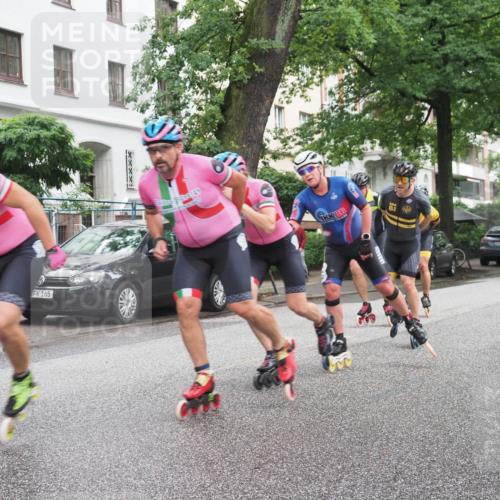 30.06.2024 - hella hamburg halbmarathon KatJ http://msf.ph/oto/6620526 30.06.2024 09:00:22 Laufen KM 15 165, 43335 meine-sportfotos.de