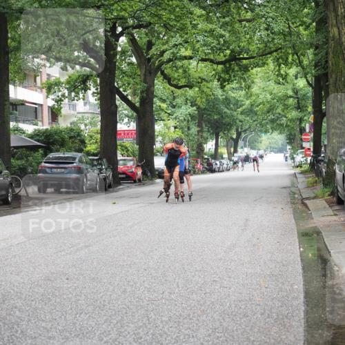 30.06.2024 - hella hamburg halbmarathon KatJ http://msf.ph/oto/6620564 30.06.2024 09:01:09 Laufen KM 15 103, 600 meine-sportfotos.de