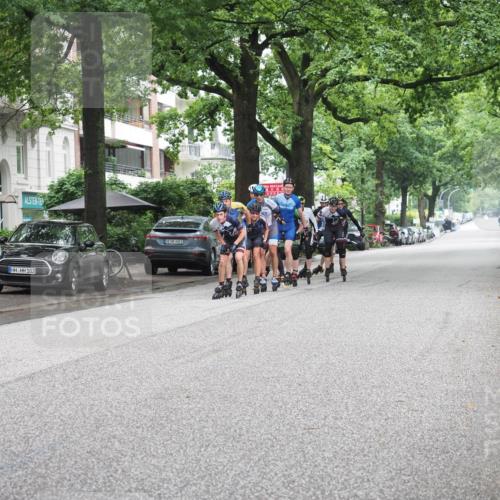 30.06.2024 - hella hamburg halbmarathon KatJ http://msf.ph/oto/6620933 30.06.2024 09:02:06 Laufen KM 15 103, 00, 600 meine-sportfotos.de