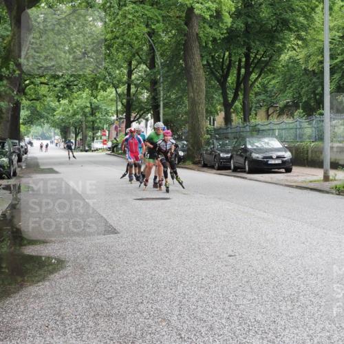30.06.2024 - hella hamburg halbmarathon MichiJ http://msf.ph/oto/6621180 30.06.2024 09:05:50 Laufen KM 15 608 meine-sportfotos.de
