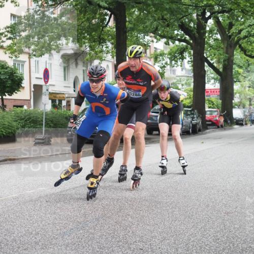 30.06.2024 - hella hamburg halbmarathon KatJ http://msf.ph/oto/6621347 30.06.2024 09:03:49 Laufen KM 15 0286 meine-sportfotos.de