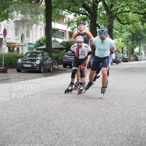 30.06.2024 - hella hamburg halbmarathon KatJ http://msf.ph/oto/6621426 30.06.2024 09:04:03 Laufen KM 15 103, 600 meine-sportfotos.de