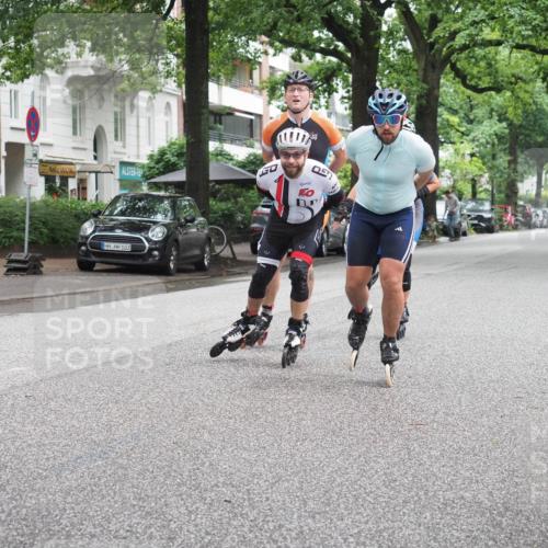 30.06.2024 - hella hamburg halbmarathon KatJ http://msf.ph/oto/6621432 30.06.2024 09:04:03 Laufen KM 15 103, 05 meine-sportfotos.de