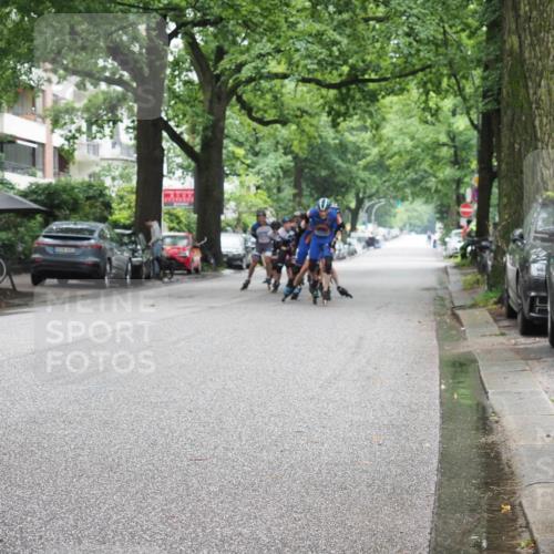 30.06.2024 - hella hamburg halbmarathon KatJ http://msf.ph/oto/6621477 30.06.2024 09:04:34 Laufen KM 15  meine-sportfotos.de