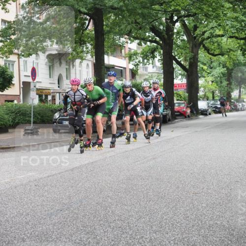 30.06.2024 - hella hamburg halbmarathon KatJ http://msf.ph/oto/6621716 30.06.2024 09:05:48 Laufen KM 15 20040 meine-sportfotos.de