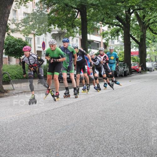30.06.2024 - hella hamburg halbmarathon KatJ http://msf.ph/oto/6621722 30.06.2024 09:05:49 Laufen KM 15 112, 103, 20030 meine-sportfotos.de
