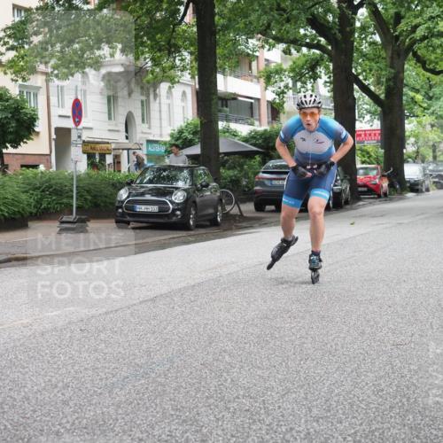 30.06.2024 - hella hamburg halbmarathon KatJ http://msf.ph/oto/6621842 30.06.2024 09:05:55 Laufen KM 15 103 meine-sportfotos.de