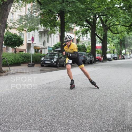 30.06.2024 - hella hamburg halbmarathon KatJ http://msf.ph/oto/6622151 30.06.2024 09:06:40 Laufen KM 15 1000, 180 meine-sportfotos.de