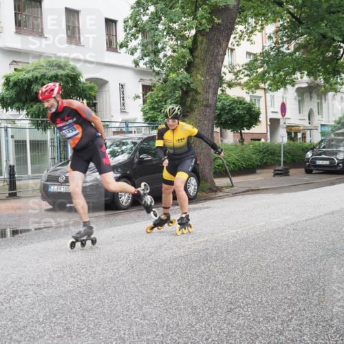 30.06.2024 - hella hamburg halbmarathon KatJ http://msf.ph/oto/6622241 30.06.2024 09:07:44 Laufen KM 15 165, 20433, 1000, 103 meine-sportfotos.de