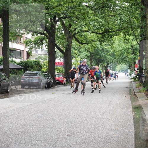 30.06.2024 - hella hamburg halbmarathon KatJ http://msf.ph/oto/6622291 30.06.2024 09:08:18 Laufen KM 15 103, 600 meine-sportfotos.de