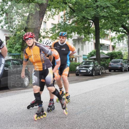 30.06.2024 - hella hamburg halbmarathon KatJ http://msf.ph/oto/6622406 30.06.2024 09:08:22 Laufen KM 15  meine-sportfotos.de
