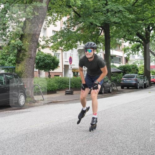30.06.2024 - hella hamburg halbmarathon KatJ http://msf.ph/oto/6622428 30.06.2024 09:08:24 Laufen KM 15 3009, 34, 00 meine-sportfotos.de