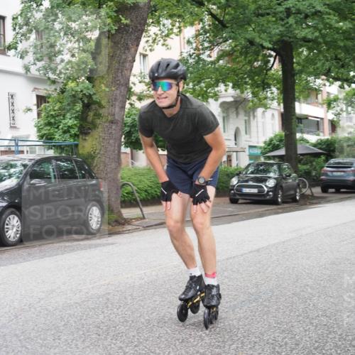 30.06.2024 - hella hamburg halbmarathon KatJ http://msf.ph/oto/6622440 30.06.2024 09:08:24 Laufen KM 15  meine-sportfotos.de