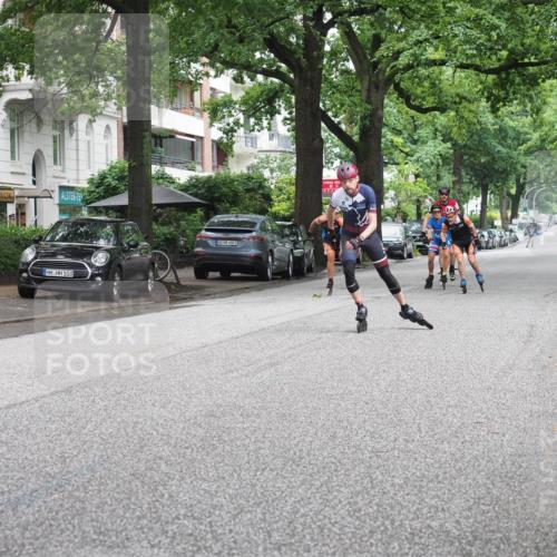 30.06.2024 - hella hamburg halbmarathon KatJ http://msf.ph/oto/6622714 30.06.2024 09:09:37 Laufen KM 15 103, 600 meine-sportfotos.de