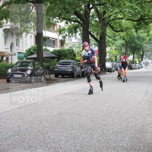 30.06.2024 - hella hamburg halbmarathon KatJ http://msf.ph/oto/6622721 30.06.2024 09:09:37 Laufen KM 15 103, 600 meine-sportfotos.de