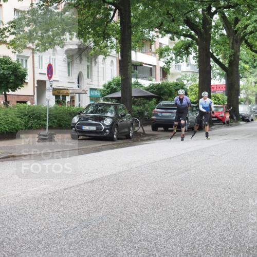30.06.2024 - hella hamburg halbmarathon KatJ http://msf.ph/oto/6622858 30.06.2024 09:10:24 Laufen KM 15 103, 600 meine-sportfotos.de