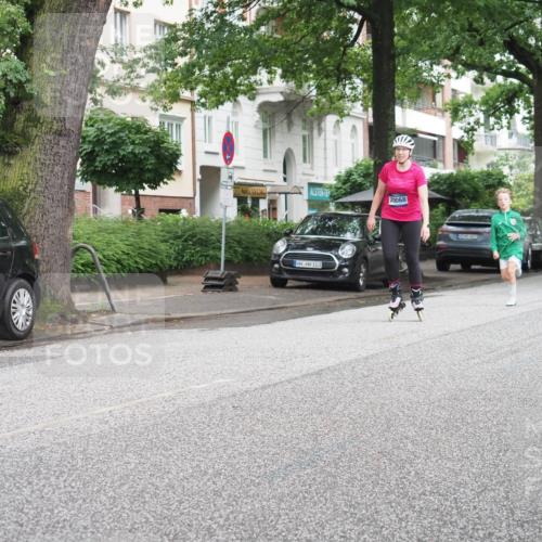 30.06.2024 - hella hamburg halbmarathon KatJ http://msf.ph/oto/6622923 30.06.2024 09:10:35 Laufen KM 15 20068, 103 meine-sportfotos.de