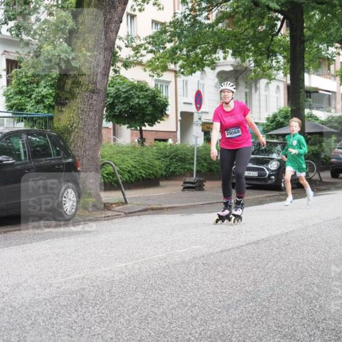 30.06.2024 - hella hamburg halbmarathon KatJ http://msf.ph/oto/6622942 30.06.2024 09:10:35 Laufen KM 15 20068, 103, 600 meine-sportfotos.de