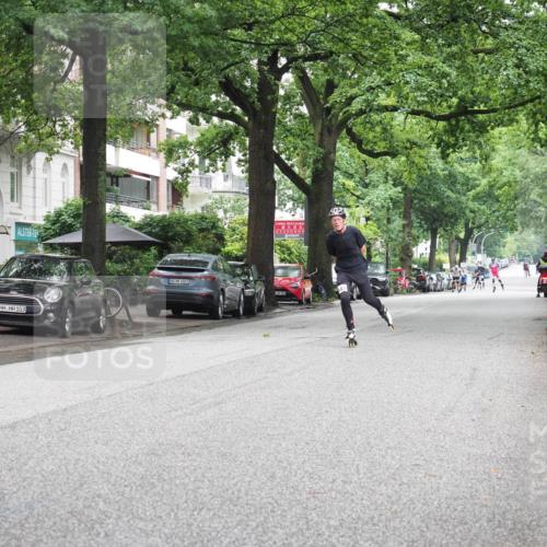 30.06.2024 - hella hamburg halbmarathon KatJ http://msf.ph/oto/6622985 30.06.2024 09:11:21 Laufen KM 15 103, 6000 meine-sportfotos.de