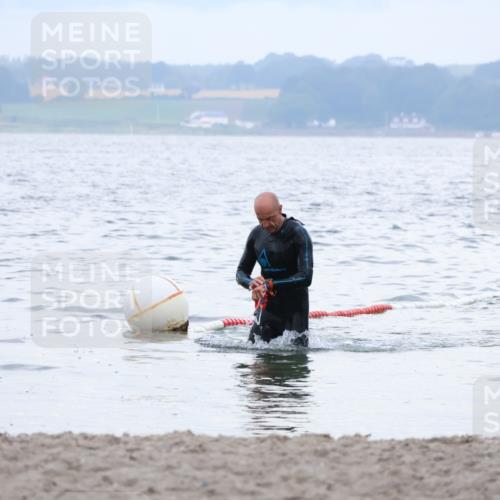 04.08.2024 - OstseeMan Strokosch-Dieckow http://msf.ph/oto/6676424 04.08.2024 07:49:59 Schwimmen 60 meine-sportfotos.de